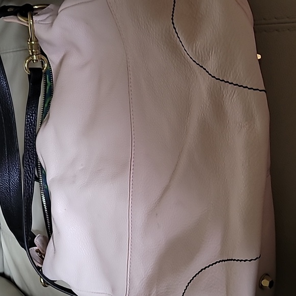 Handbag - Picture 4 of 6